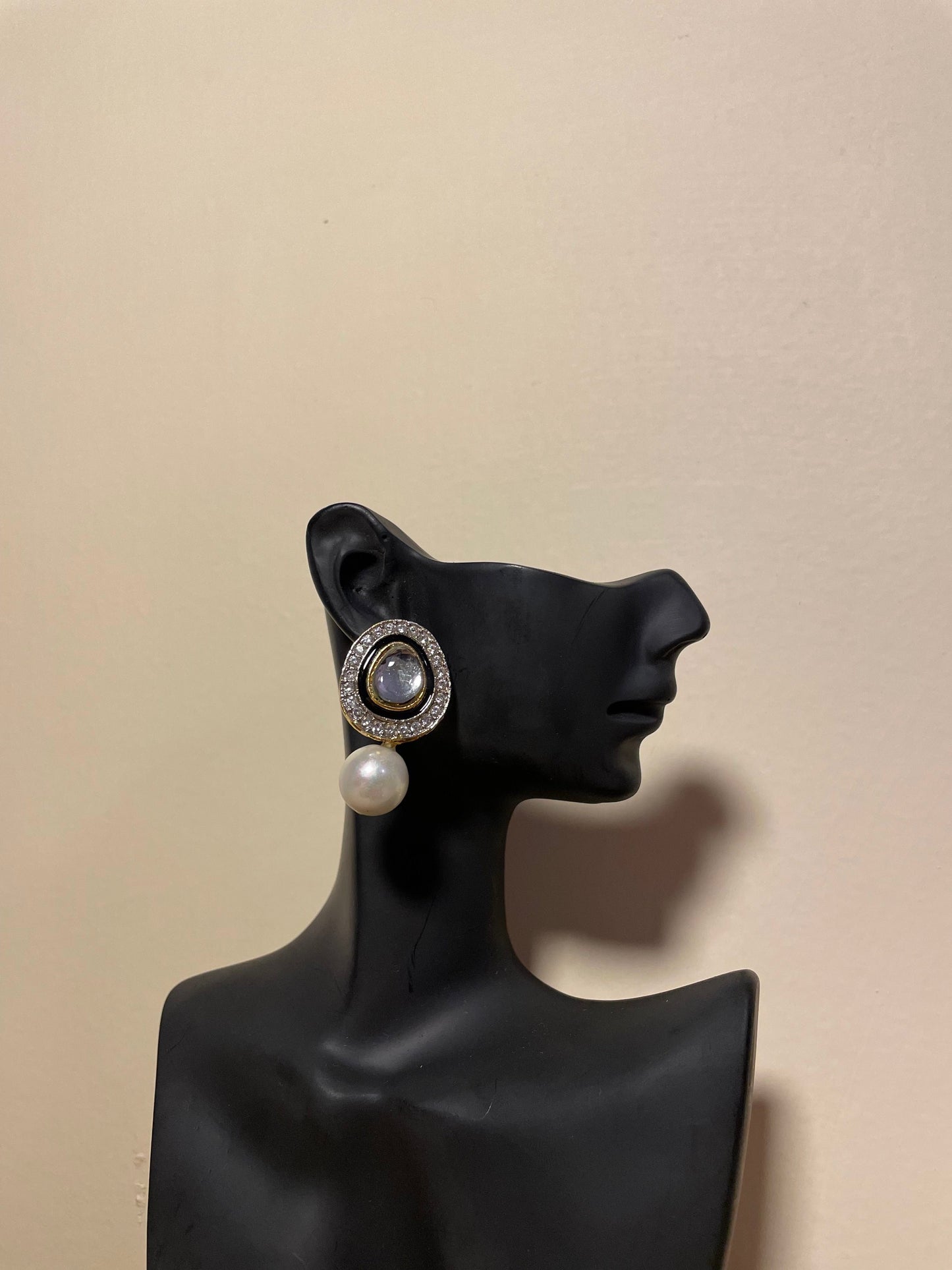 Kundan studs