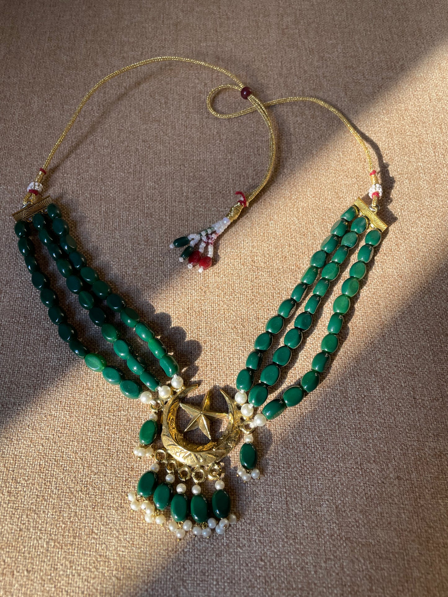 Chand tara set in green